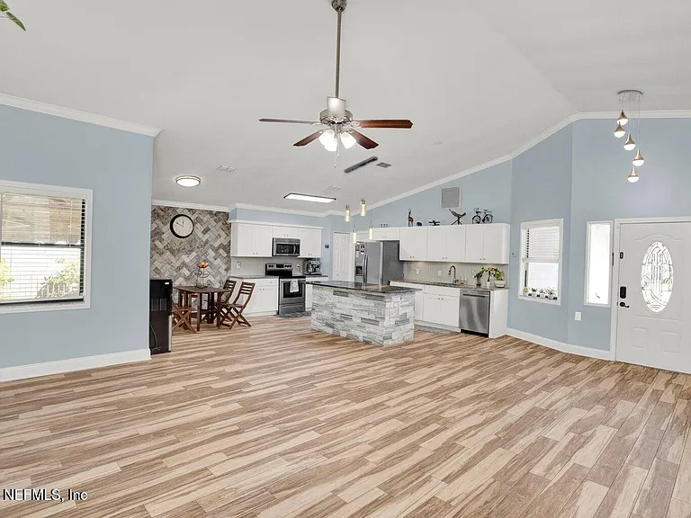 406 Cranes Landing Ct — Photo 6