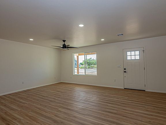 3rd image of 555 W Frying Pan Rd