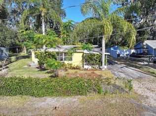 1975 Lake Dr, New Smyrna Beach, FL 32168