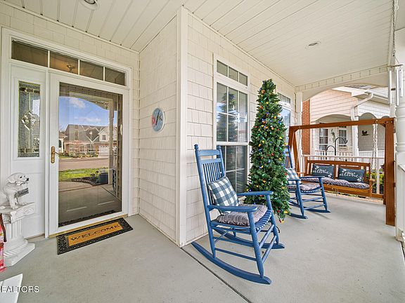4th image of 7614 Charmwood Way