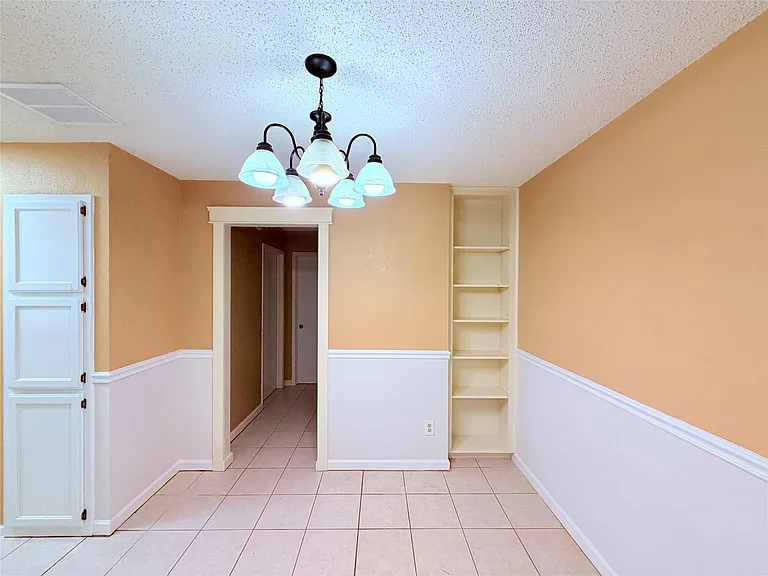 6503 Columbia Oaks Ct #A — Photo 14