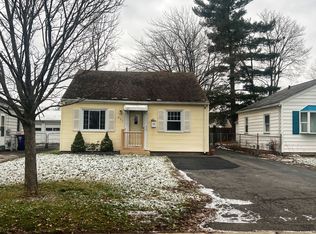 331 Leonard Rd, Rochester, NY 14616