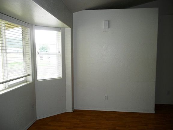 3rd image of 44 S Hamblin St