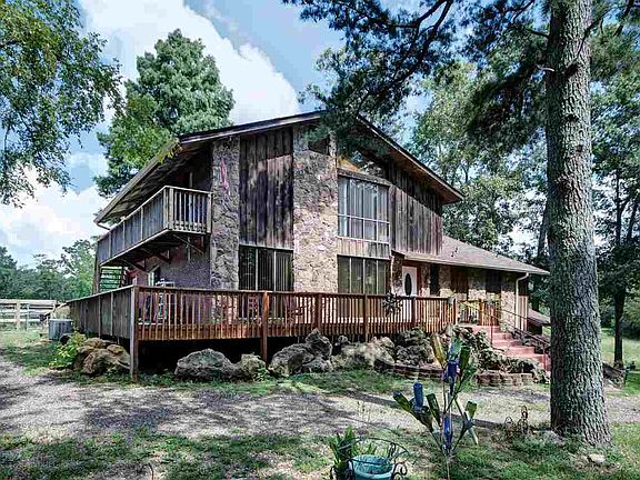 4th image of 1195 Lake Mimosa Dr