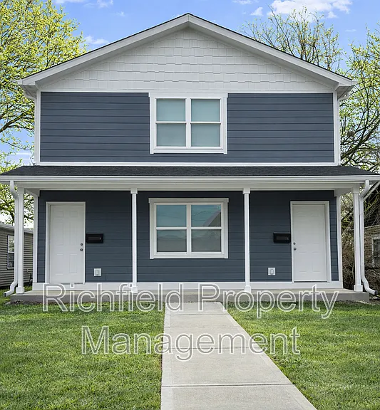 2340 Columbia Ave #B — Photo 1