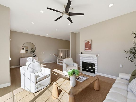 4th image of 1043 Helen Ave