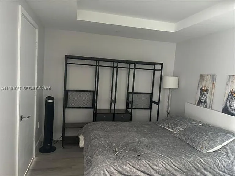 121 NE 34th St #807 — Photo 10