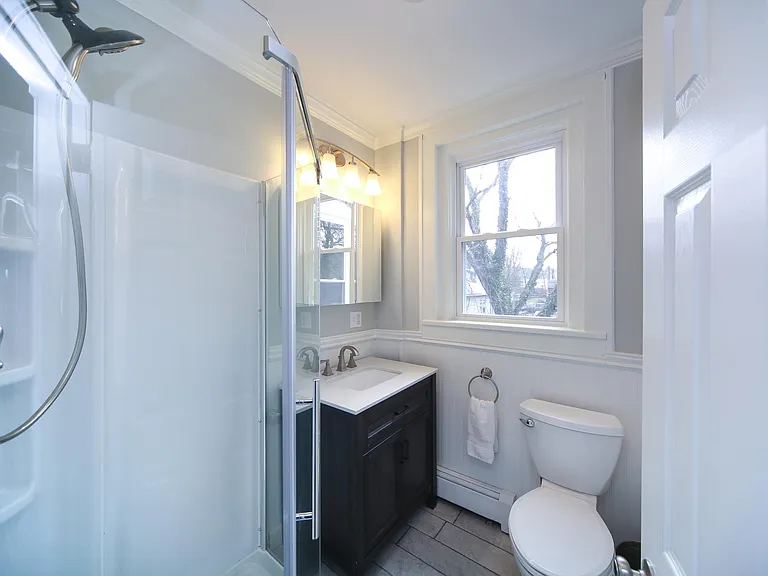251 N 2nd St — Photo 16