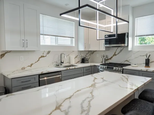 4833 Riverton Ave, North Hollywood, CA 91601