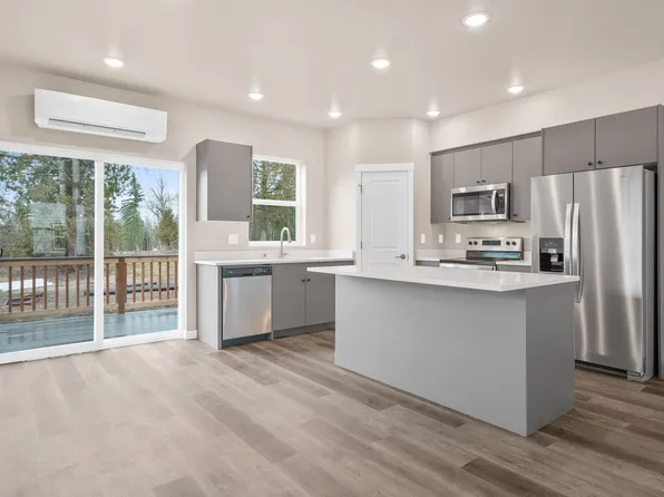 2820 Shore Pine Place - Schedule a tour today!, 2820 Shore Pine Pl #103, Blaine, WA 98230