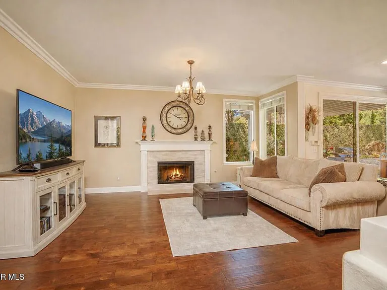 1004 Lambourne Pl — Photo 12