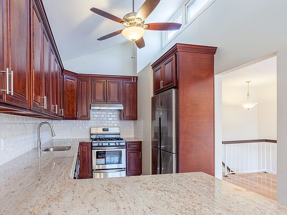5th image of 240-19 70th Ave #7