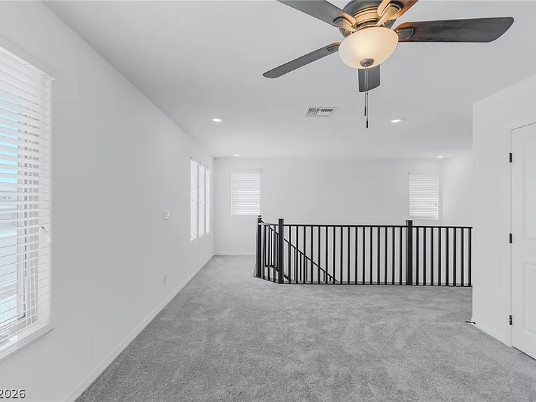 5741 Tioga Way — Photo 14