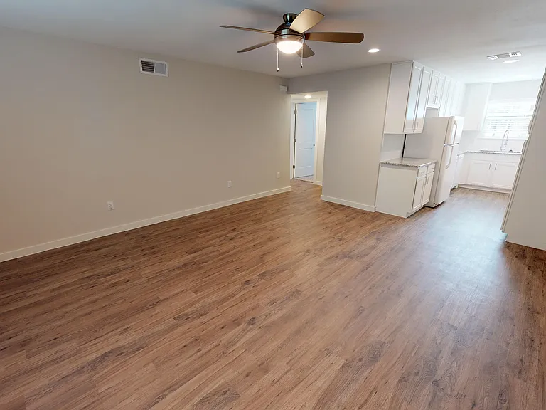 Treemont Apartments — Photo 62
