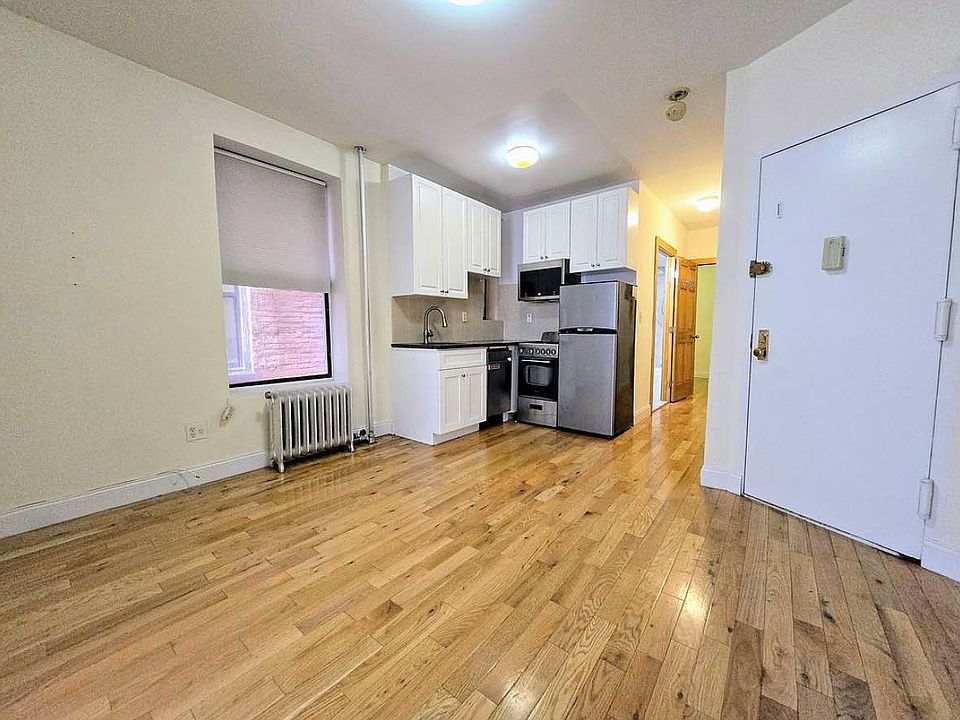 1st image of 111 E 7th St #3X