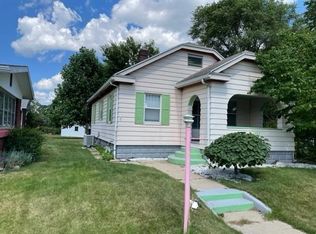 1823 E Calvert St, South Bend, IN 46613