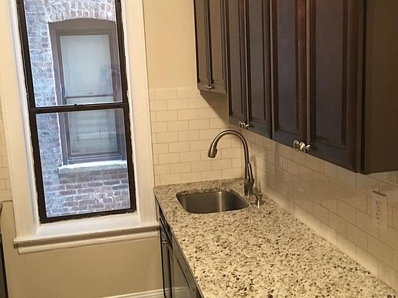 2nd image of 260 Clendenny Ave APT 1