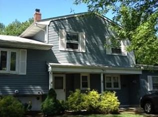 6 Karen Pl, Edison, NJ