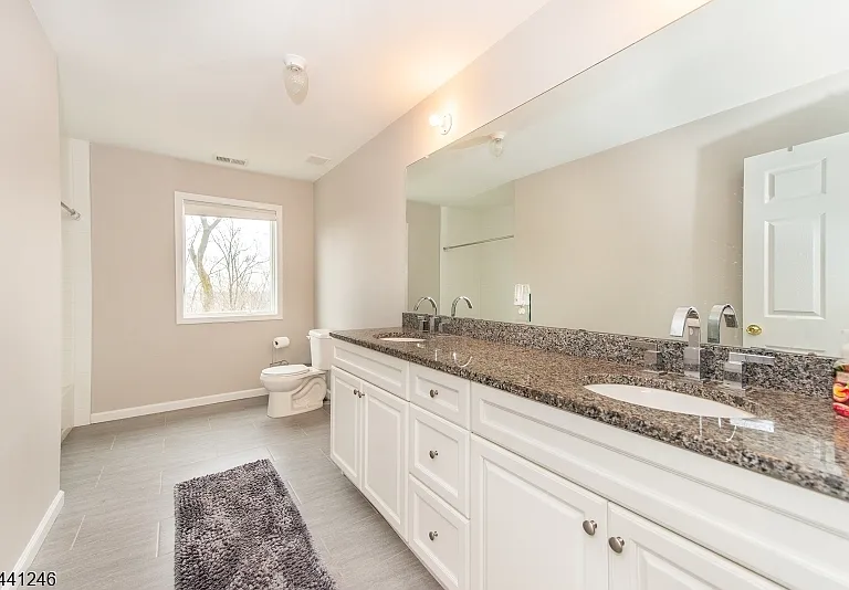 18 Puddingstone Rd — Photo 17