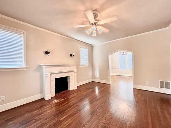 5th image of 201 W Charnwood St #A