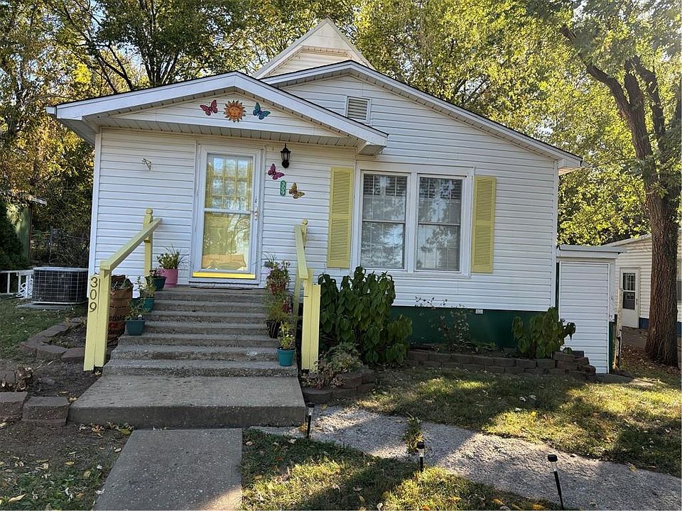 1st image of 309 E Kansas Ave