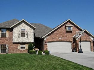 3213 W Aussie Ct, Springfield, MO 65810