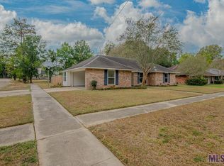 8562 Sharlane Dr, Baton Rouge, LA 70809
