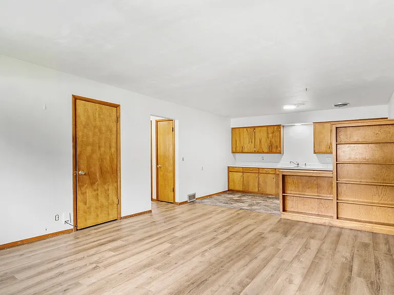 204 Spruce St #1 — Photo 17