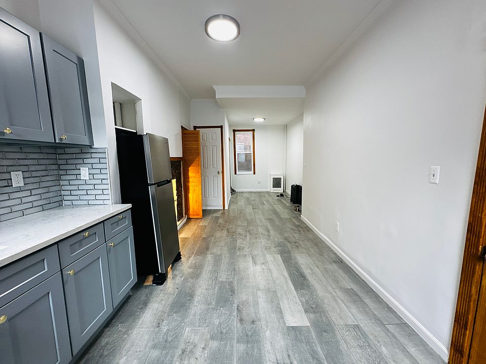 1st image of 382 Troutman St APT 1L