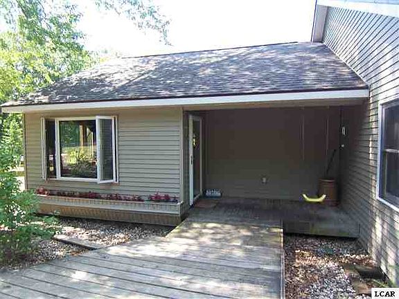 3rd image of 2120 Lakeview Dr