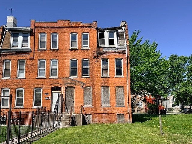 1st image of 10506 S Maryland Ave