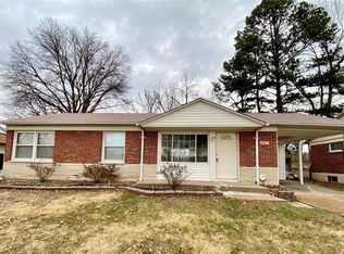 4427 Little Chief Dr, Saint Louis, MO