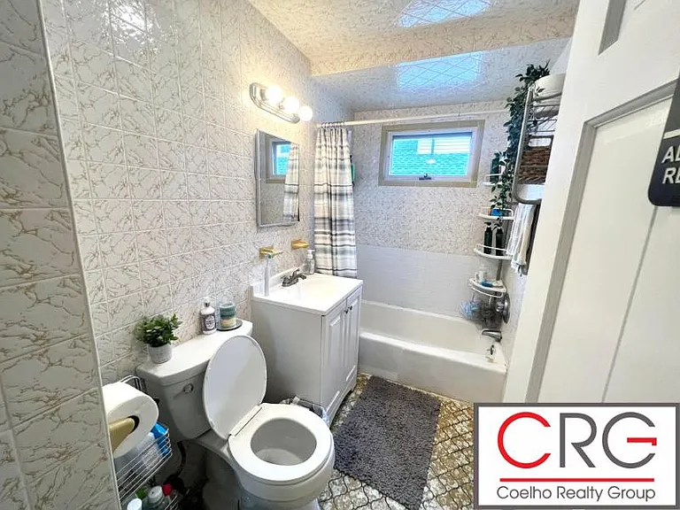 22 Chipman St #2 — Photo 14