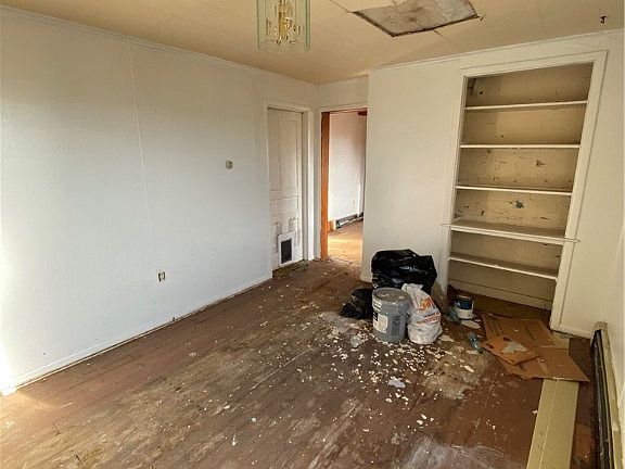 5th image of 315 Harrison Ave