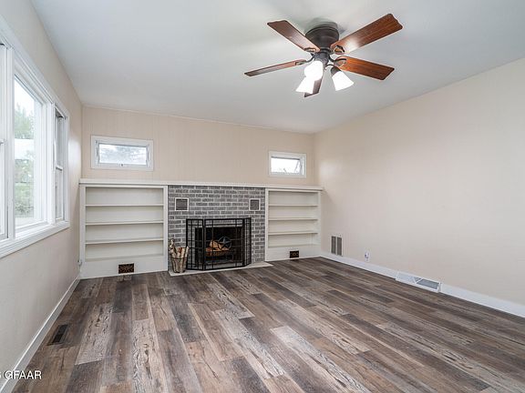 3rd image of 37117 290th St SW