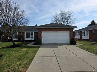 3 Saint Charles Ct, Buffalo, NY