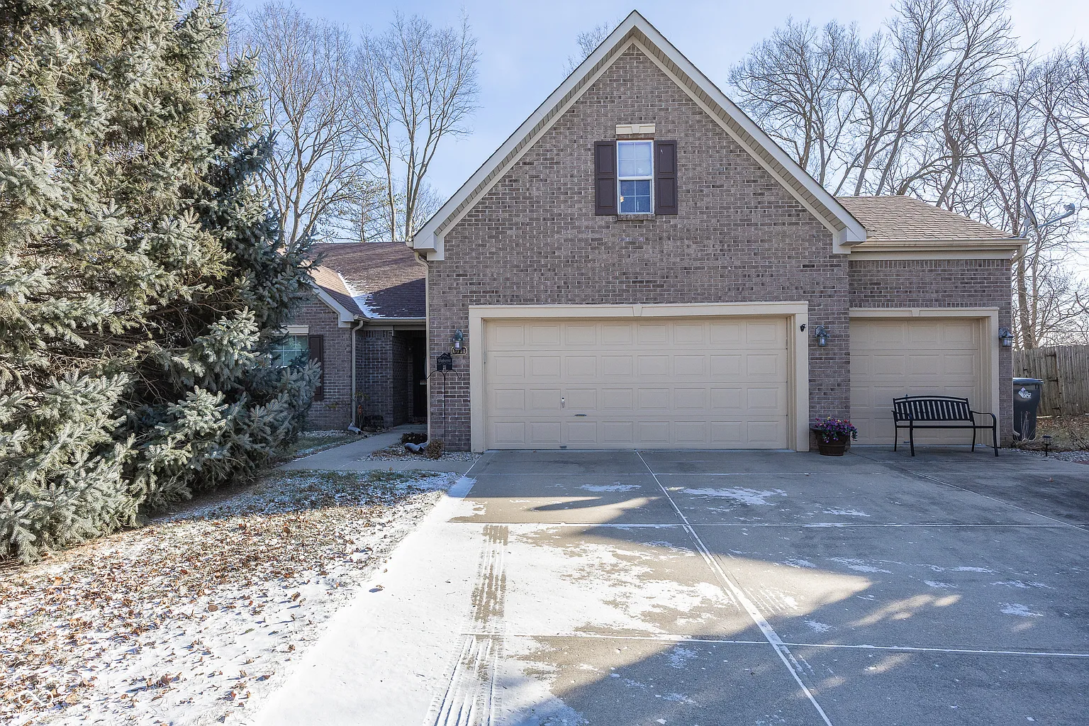 6011 Timberland Way photo 1