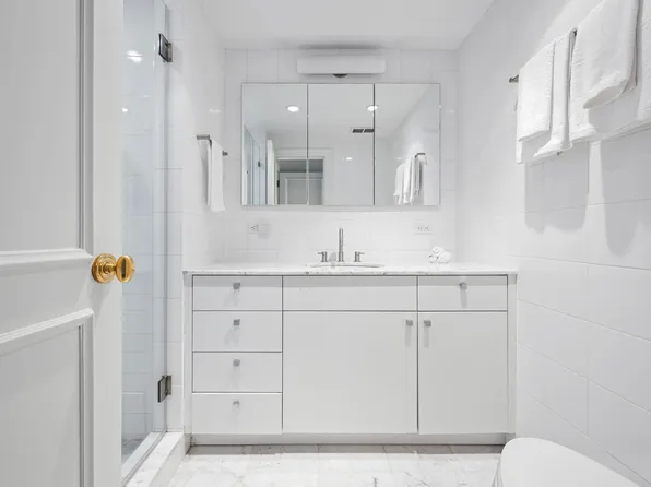 936 5th Avenue image 29 of 35