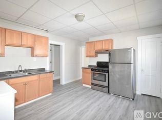 116-118 Johnson St FLOOR 1, Springfield, MA 01108