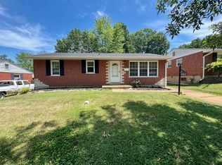 9810 Ione Ln, Saint Louis, MO 63123