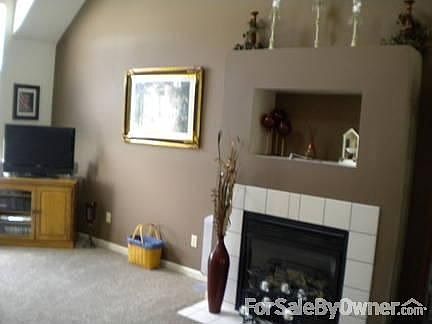 Living Room leading into dining area