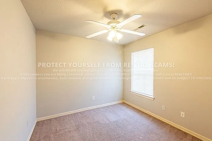 245 Ravenwood Rd #A — Photo 13