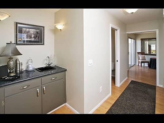 4th image of 4388 Valeta St