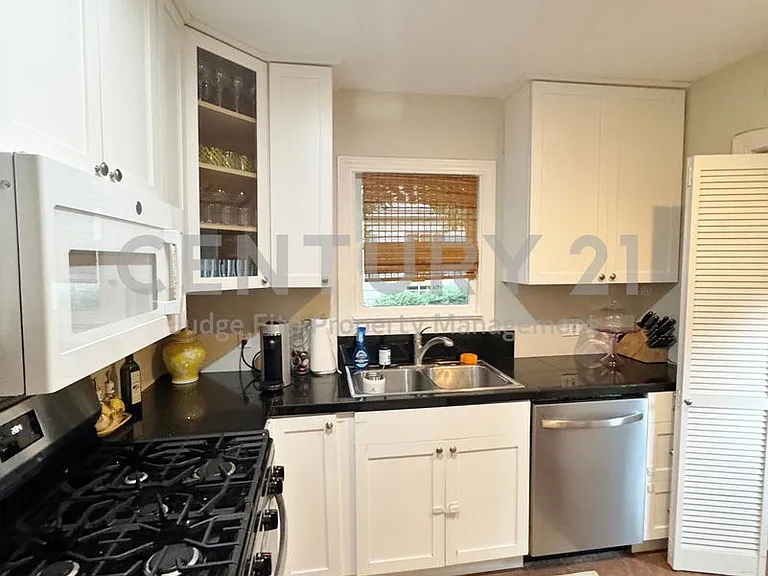 5101 W Amherst Ave — Photo 7