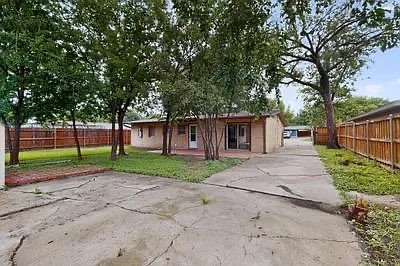 1903 Skylark Dr — Photo 5