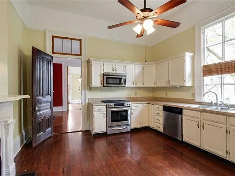 227-229 Bermuda St — Photo 5