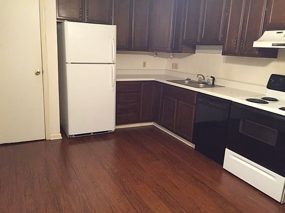 Eat in Kitchen