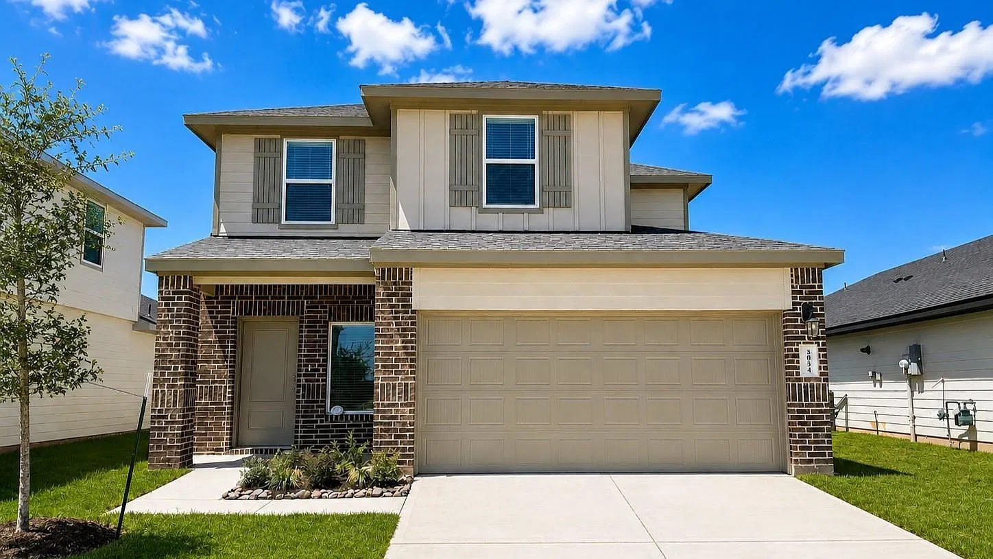 4 bed, 2.5 bath, 2042 sqft, $2,375 — Photo 1