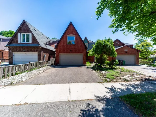 3 Aron Dr, Brampton, ON L6Y 2S3