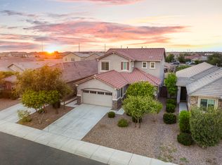 932 W Capulin Trl, San Tan Valley, AZ 85140